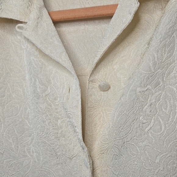 Evan Picone Vintage Ivory Button Down Shirt With Shoulder Pads Size 10 - Picture 3 of 7